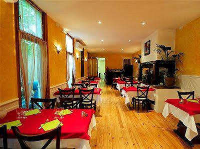 Logis Hotel Restaurant Metropole Mirande  Exteriér fotografie